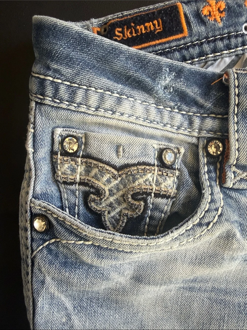 Rock Revival Jen Skinny Jeans Size 27 Light Wash Distressed Stretch Denim